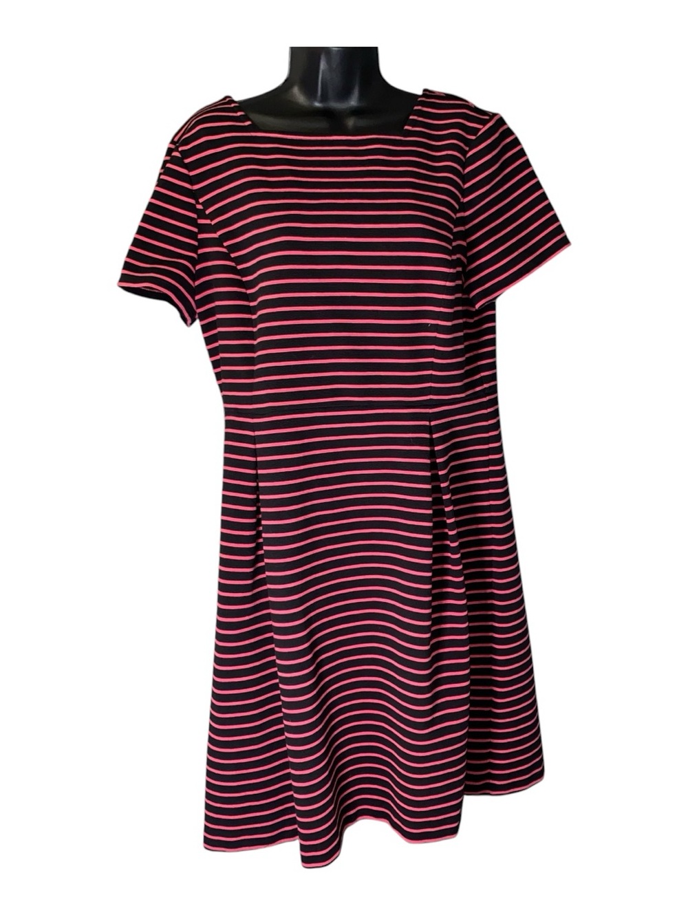 Talbots Women's Dress size 14 Pink & Black Stripe Pockets Knee length Skater